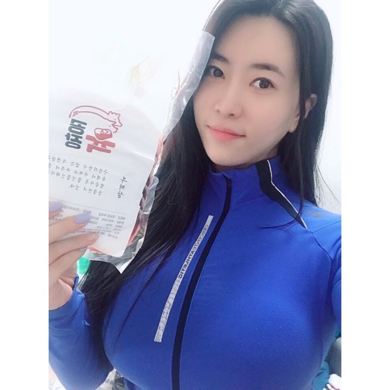 묵직한 필라테스 강사3.jpg