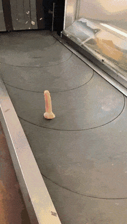 공개딜도쇼.gif