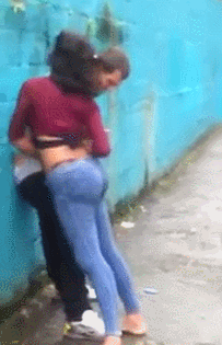 99764C495B6303172916F2.gif