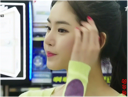 BQw59250a751cbcc.gif