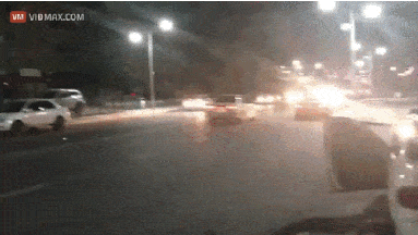 닫줘야지.gif