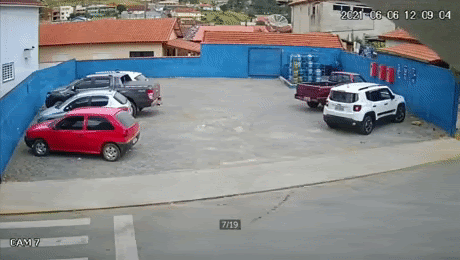 F2BADFC4-C681-41A9-891C-FCC886E7162B.gif