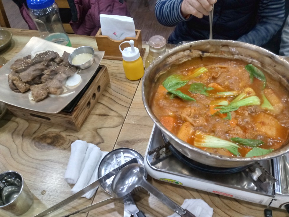 20190205_193734_HDR.jpg