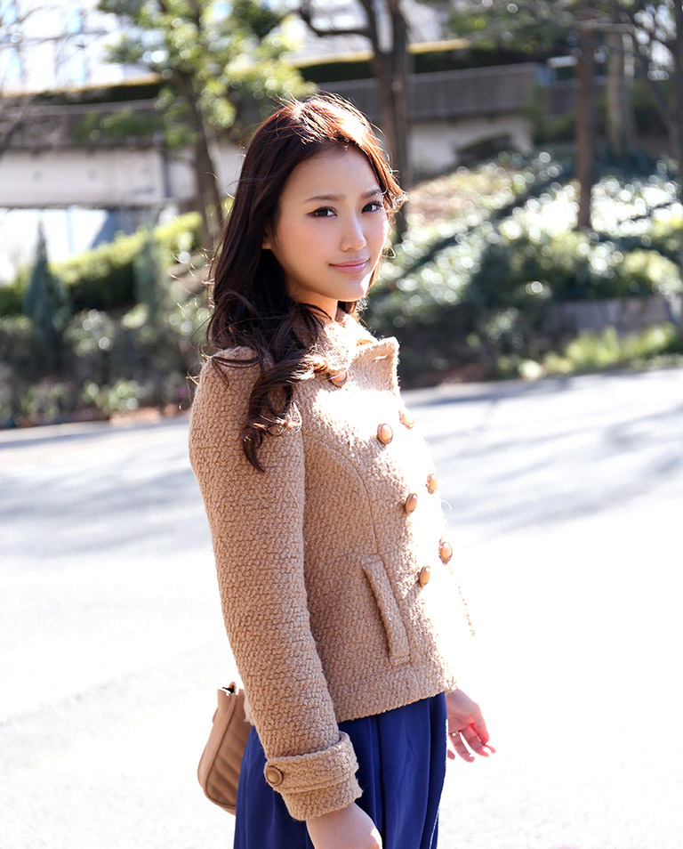 Yuri Yoshizawa (3).jpg