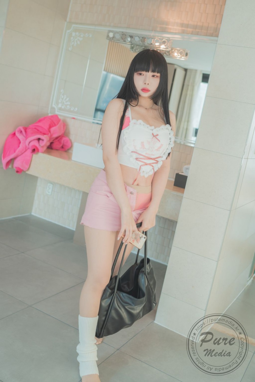 Min-ah (민아) 2 (16).jpg