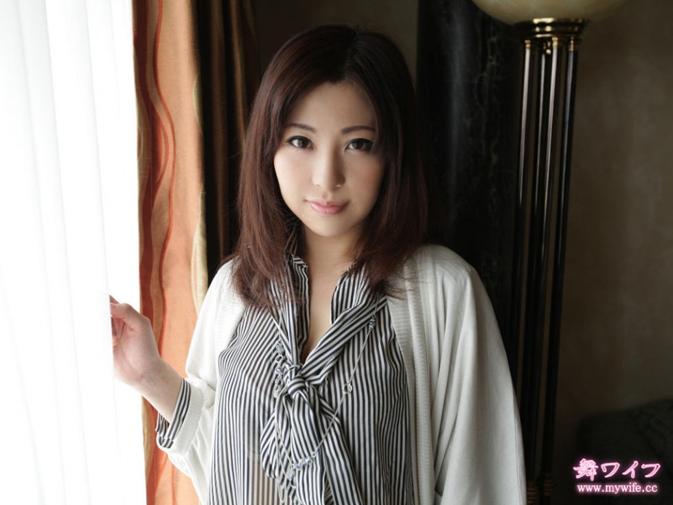 My Wife 9-358.jpg