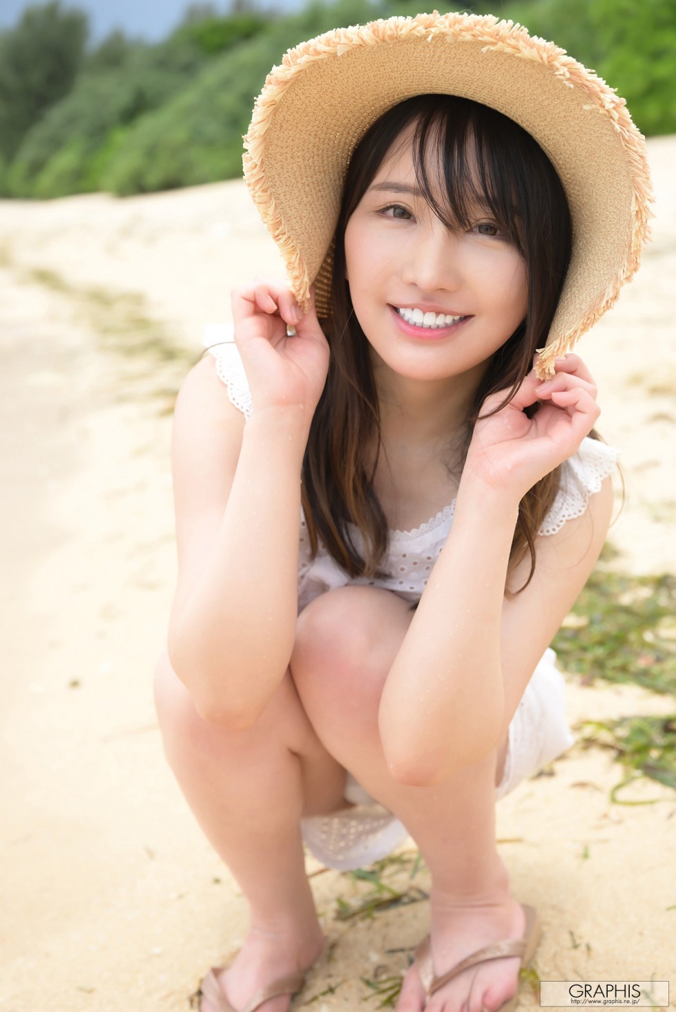 Karen Yuzuriha 1 (5).jpg