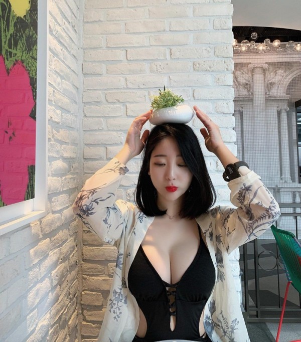 thumb-15851689621623_600x682.jpg