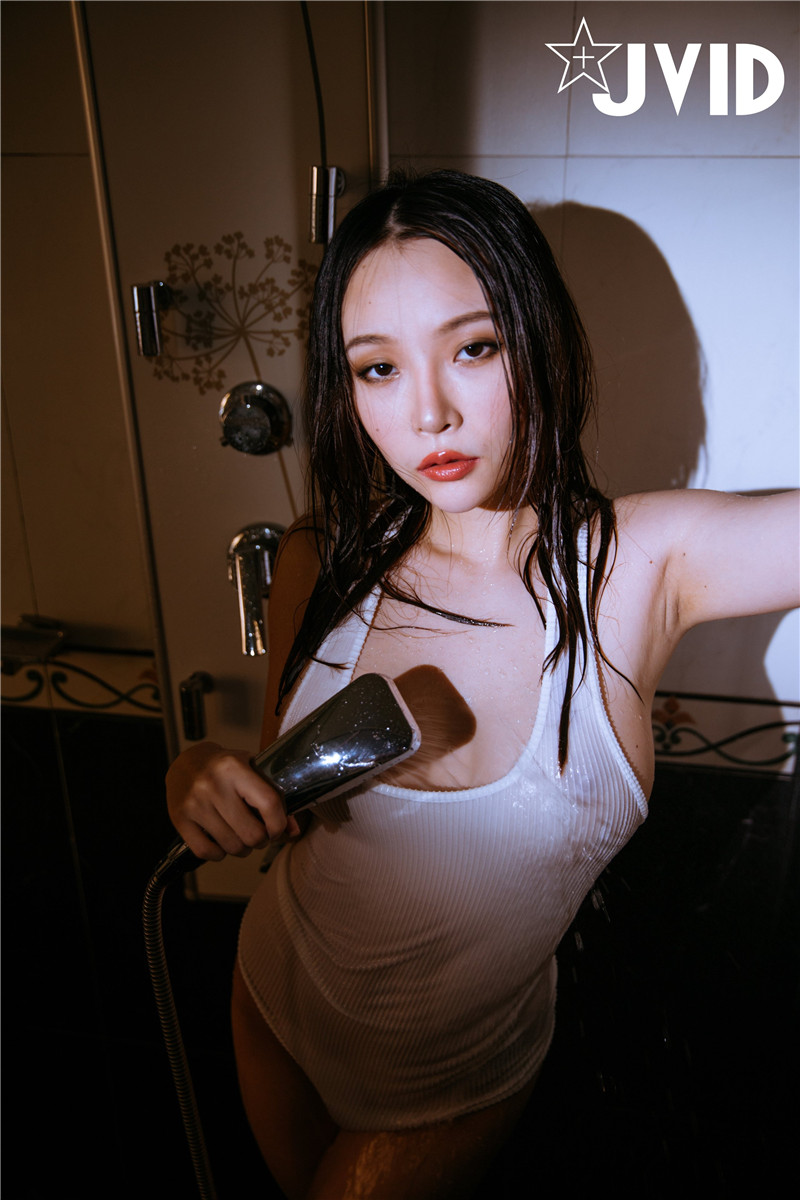Jenny 1 (2).jpg