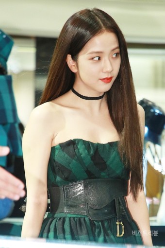 다운로드파일-373.jpg