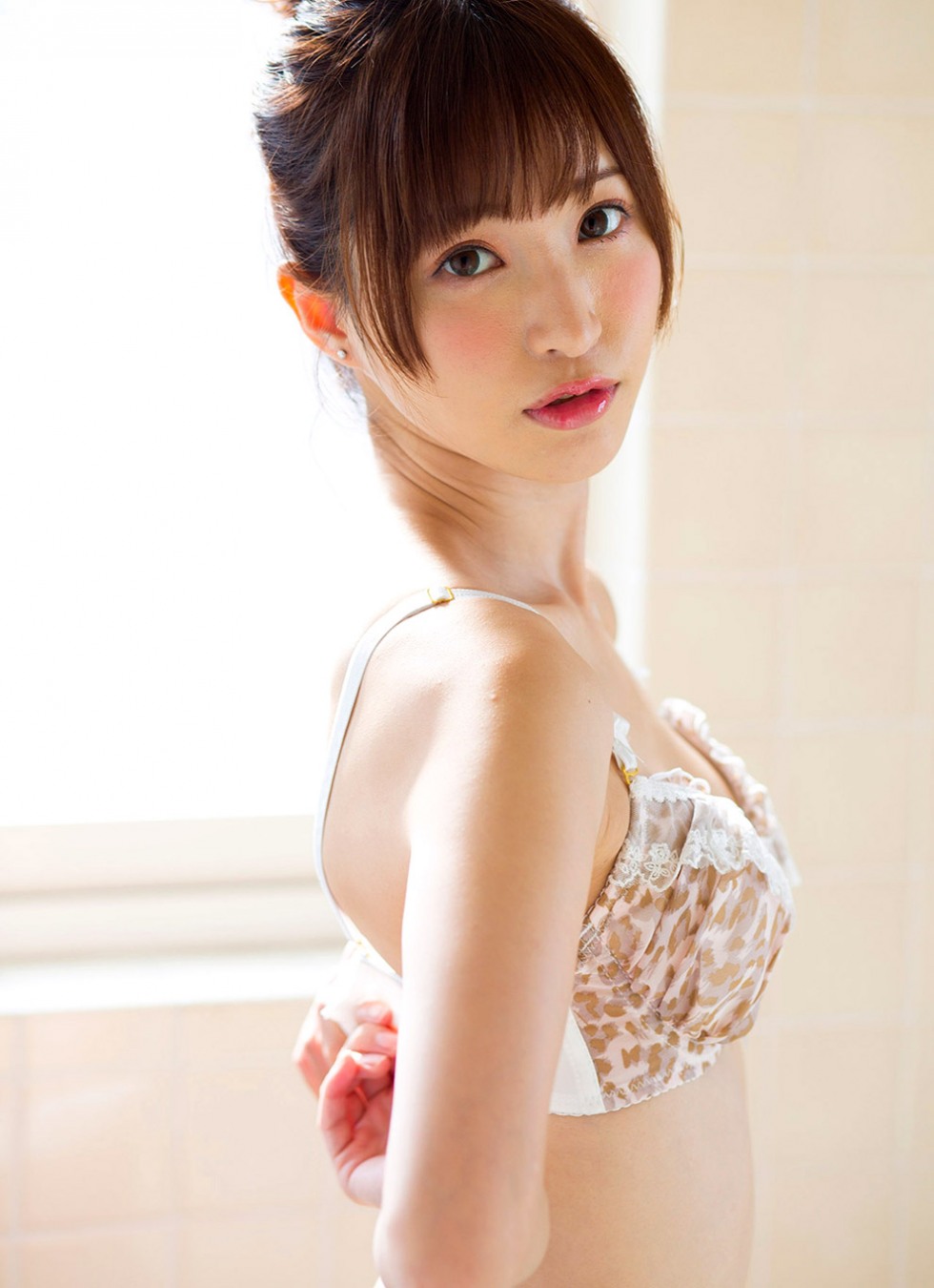 Moe Amatsuka 6 (82).jpg
