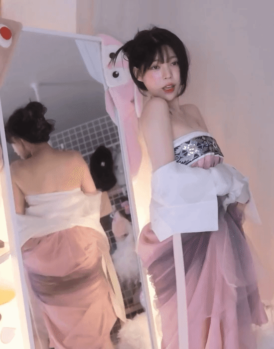 71606f_607f1a7c7e574008ab64a33b04b22a26~mv2.gif