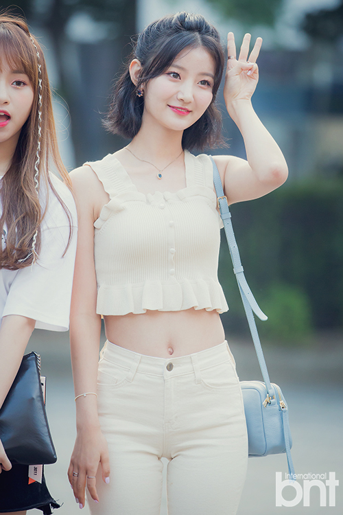 36a17c75d9f94a8b20ab48fc42d105a4.jpg