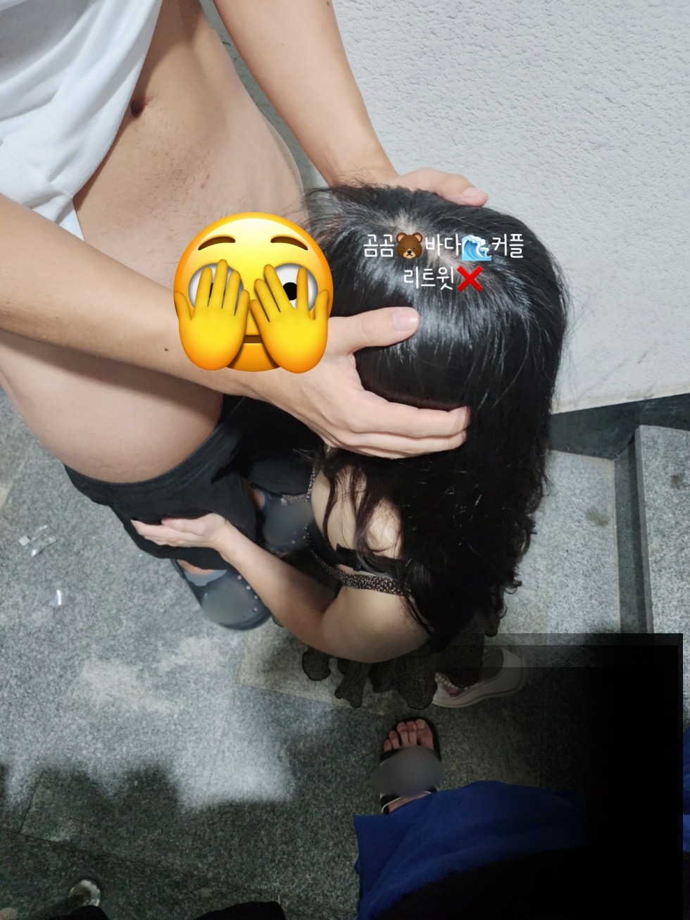 F6D1WpAakAEwvV6.jpg