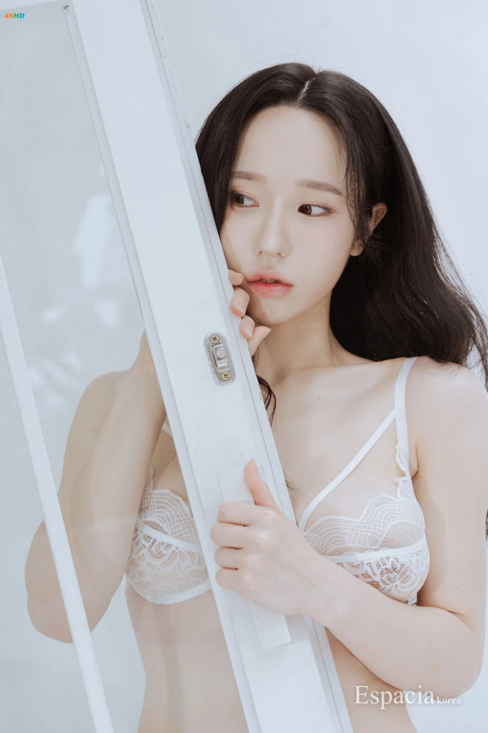 YUNHA 6 (3).jpg