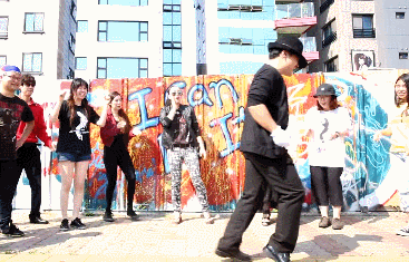 4.gif