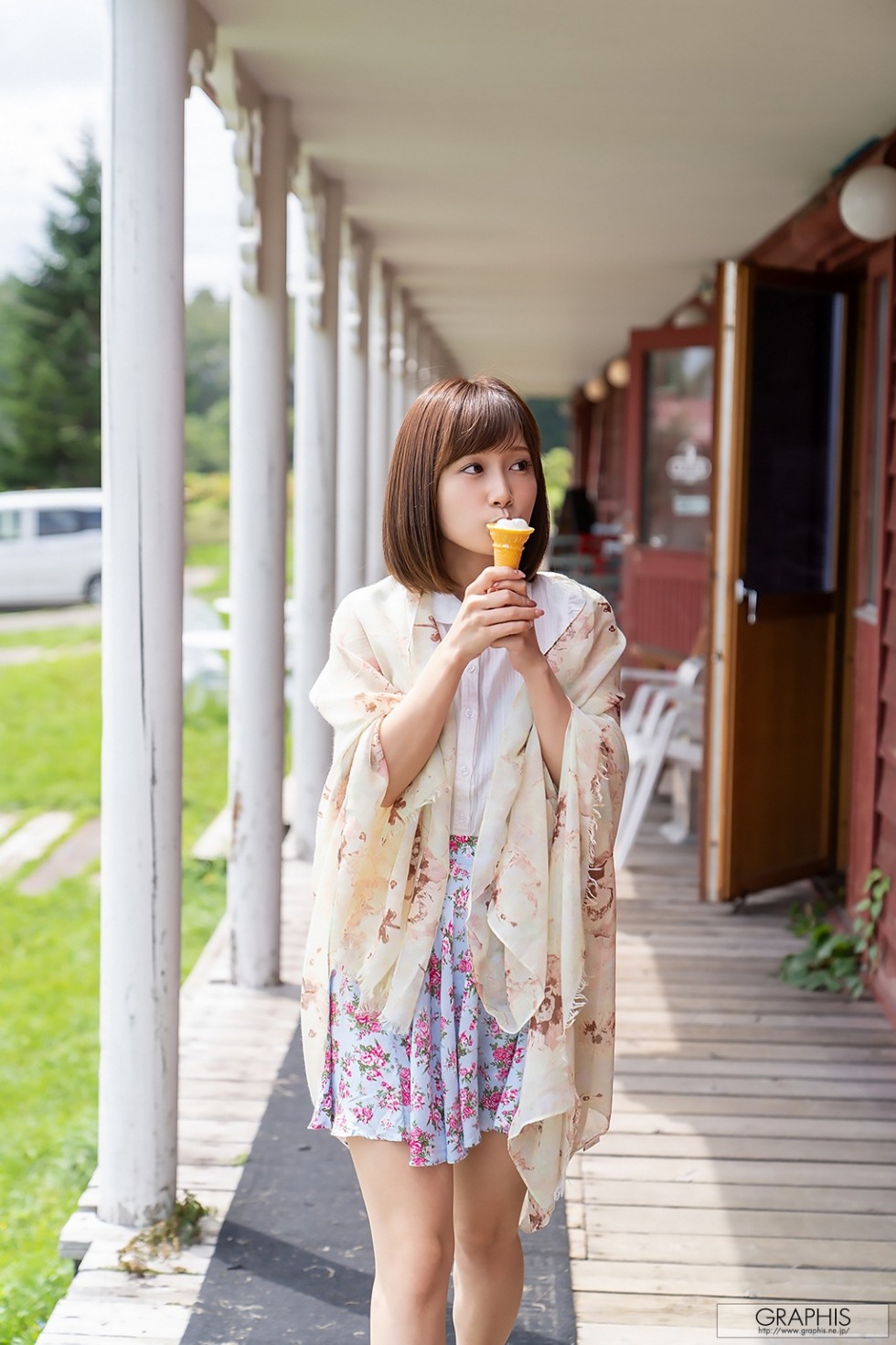 Minami Kojima 1 (7).jpg