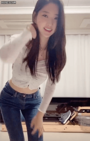 15835272745273.gif