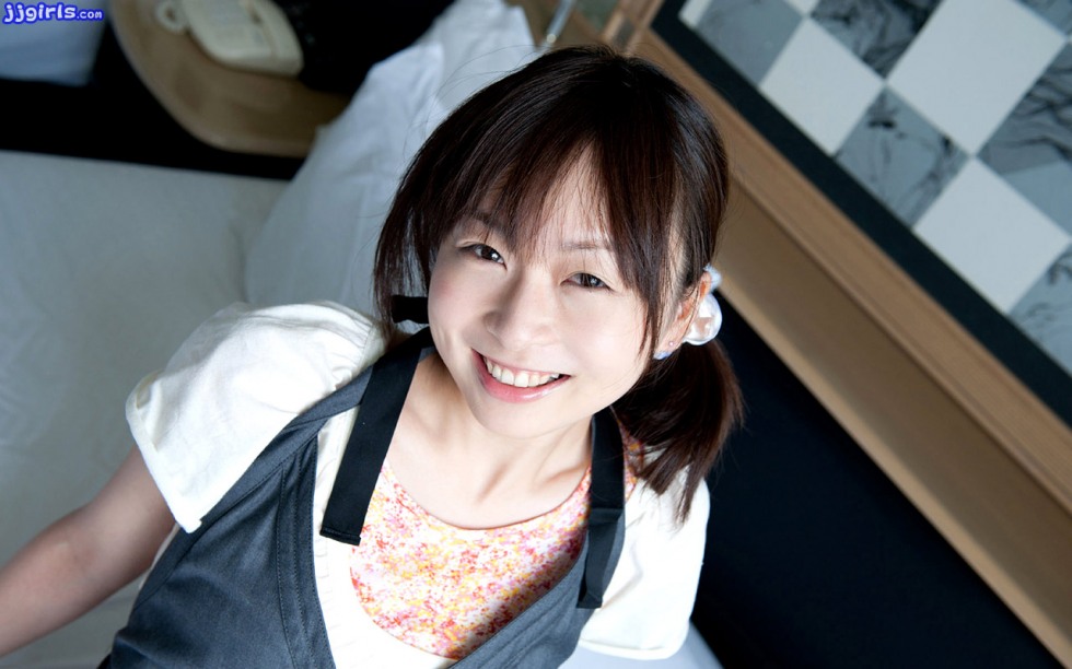 Nozomi Hazuki 2 (4).jpg