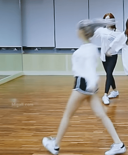 다운로드파일-159.gif