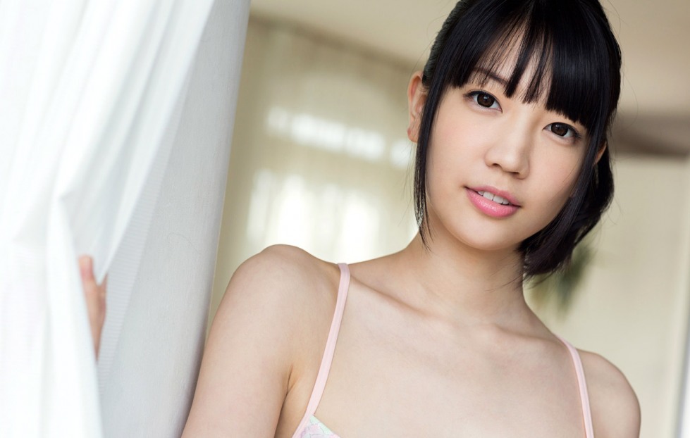 Koharu Suzuki 2 (3).jpg