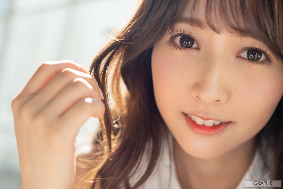 Yua Mikami 1 (3).jpg