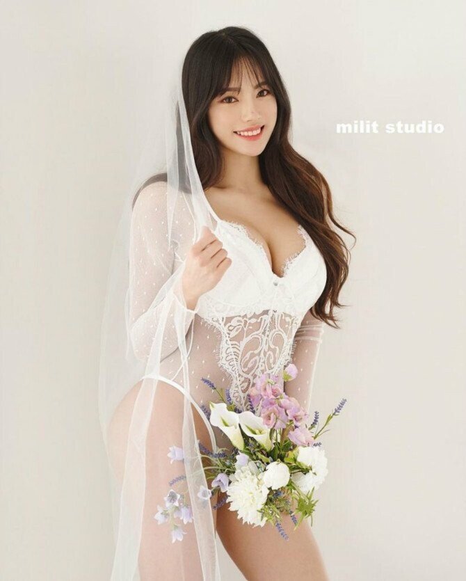 섹시 웨딩드레스.jpg