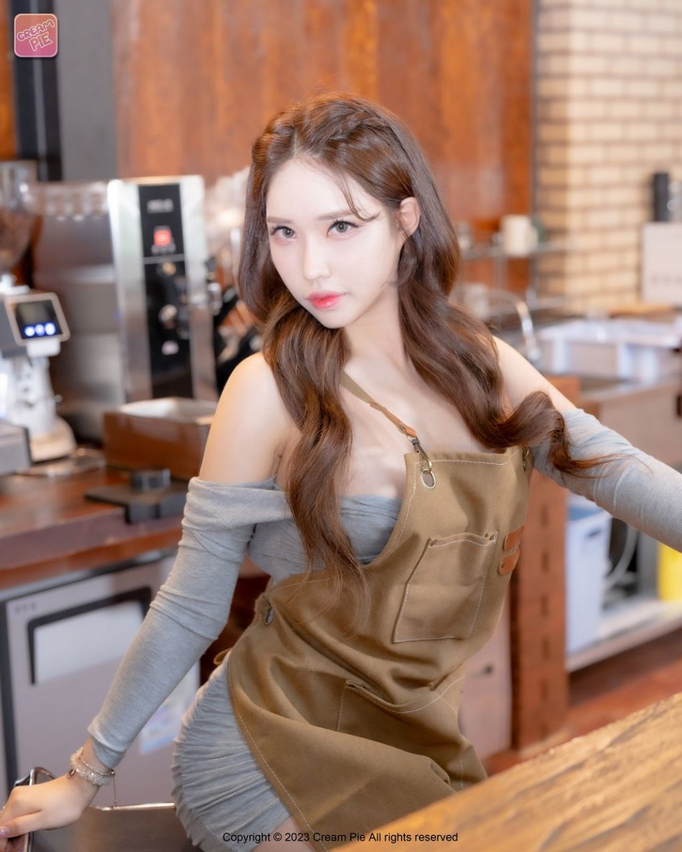 Hani (하니) 13 (3).jpg