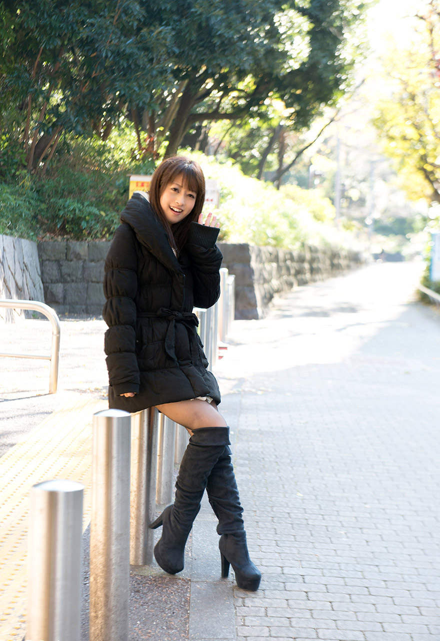 Mamika Momohara 1 (1).jpg