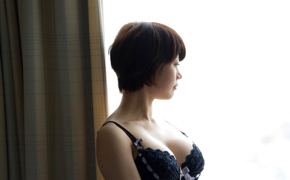 Emi Akane 6 (1).jpg