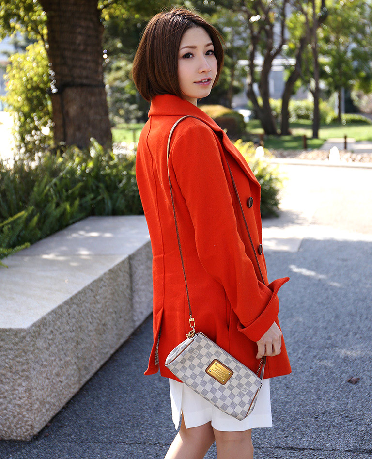 Rika Kuramochi  (2).jpg