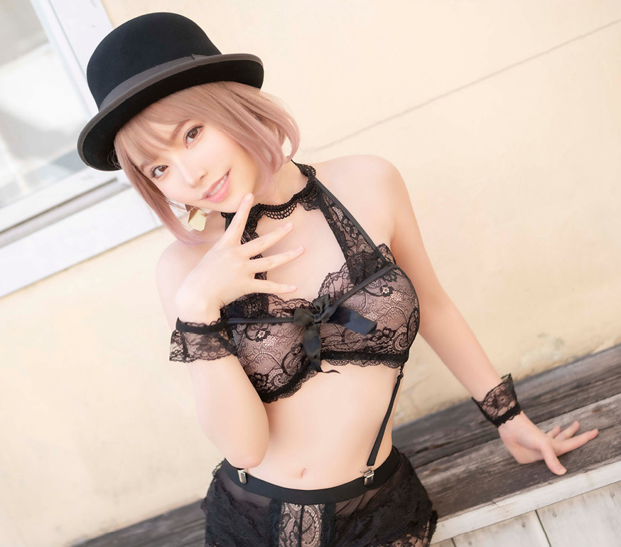 Eimi Fukada 1 (18).jpg