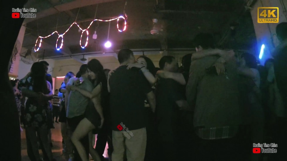 VideoCapture_20251215-230940.jpg