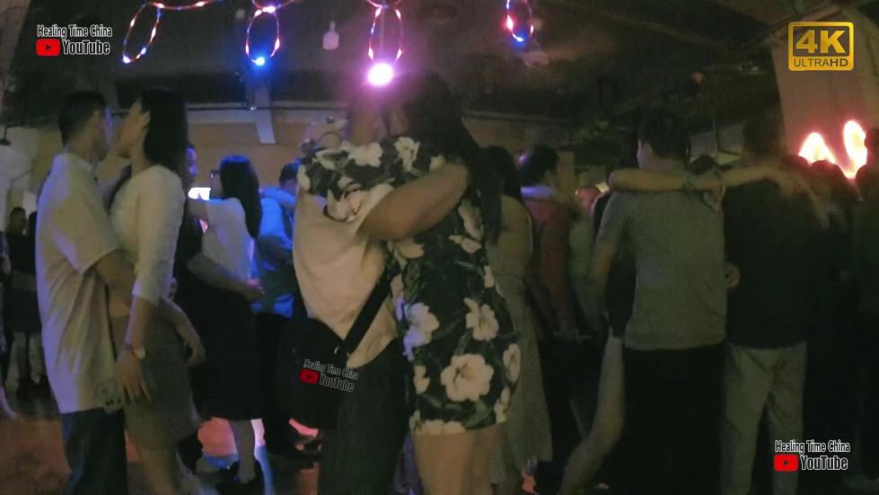 VideoCapture_20251215-231058.jpg