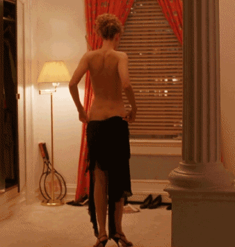 s01uz46ehhrn3g8898.gif