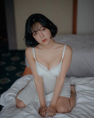 inkyung97_38484022_219711642059735_6247435153606443008_n.jpg