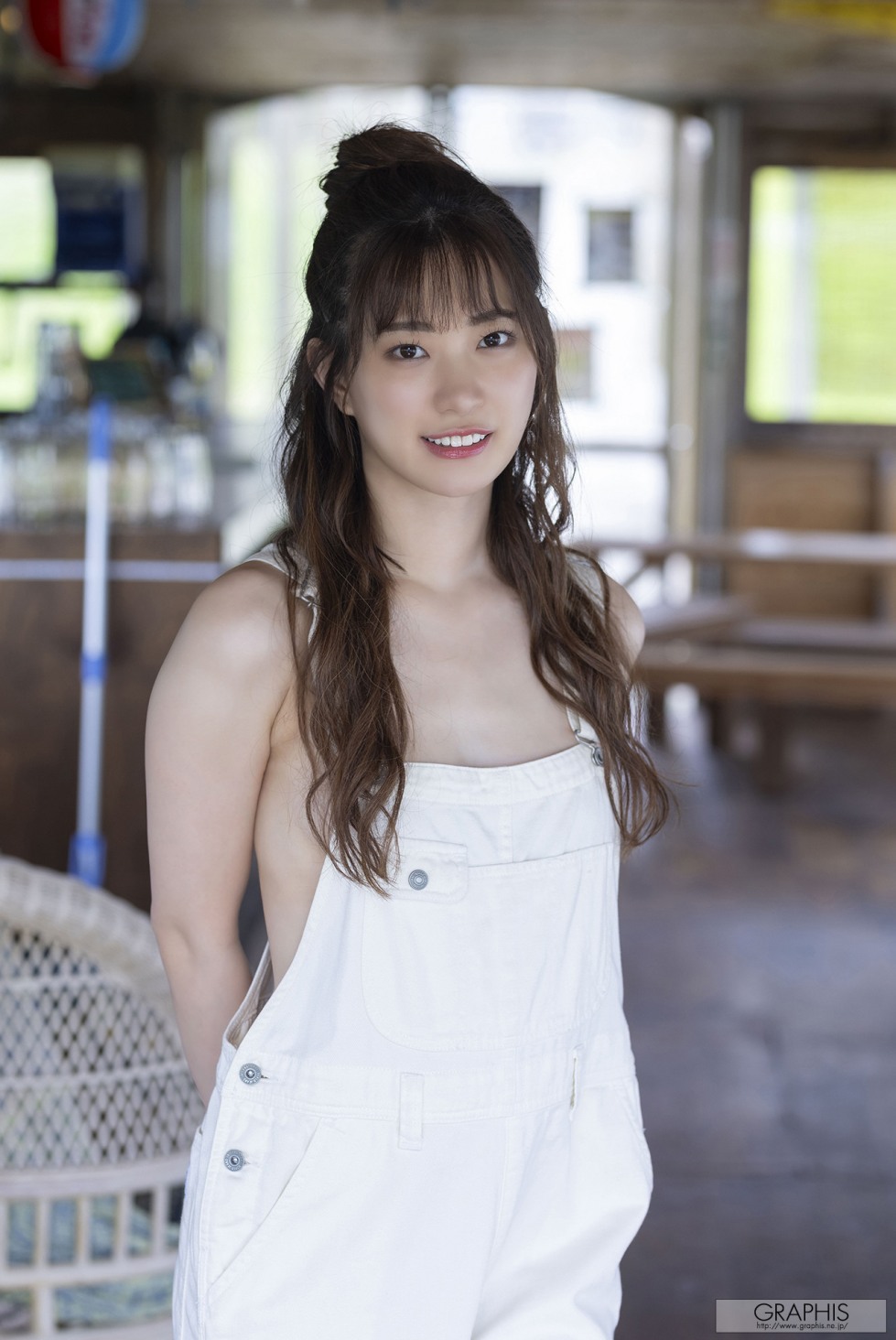 Akari Mitani 14 (9).jpg