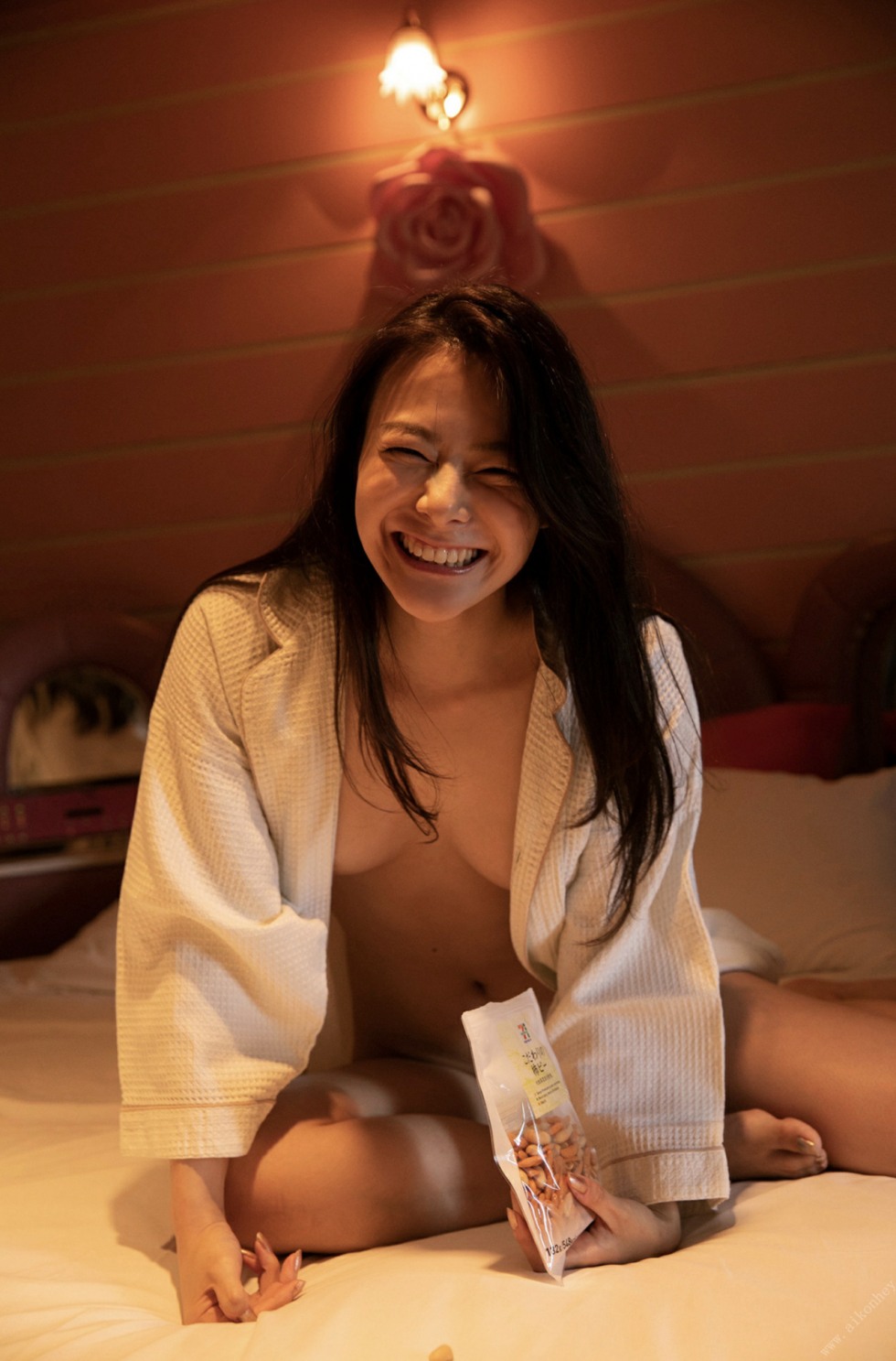 Nene Yoshitaka 2 (26).jpg