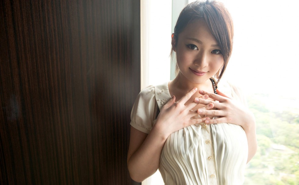 Eri Hosaka 3 (11).jpg