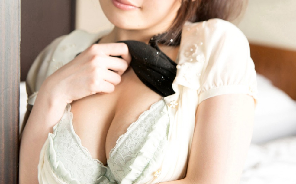 Eri Hosaka 3 (14).jpg