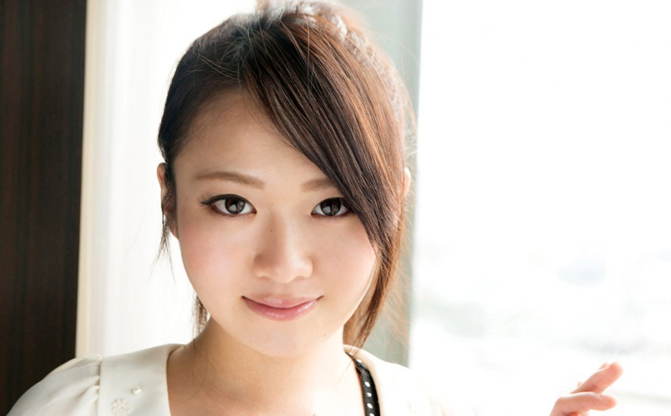 Eri Hosaka 3 (10).jpg