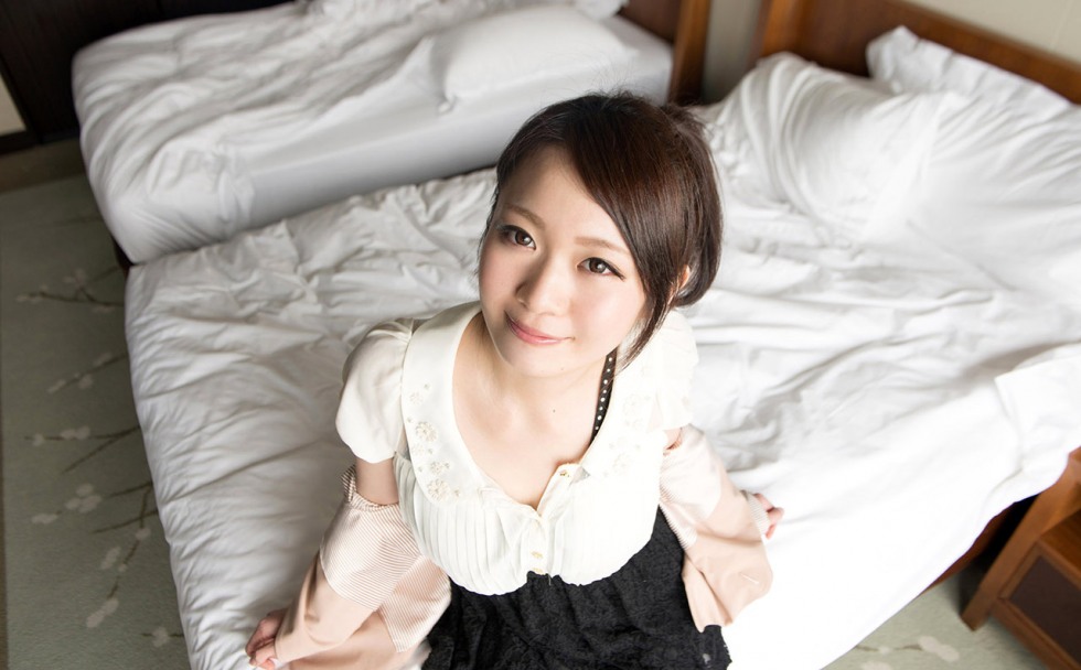 Eri Hosaka 3 (8).jpg