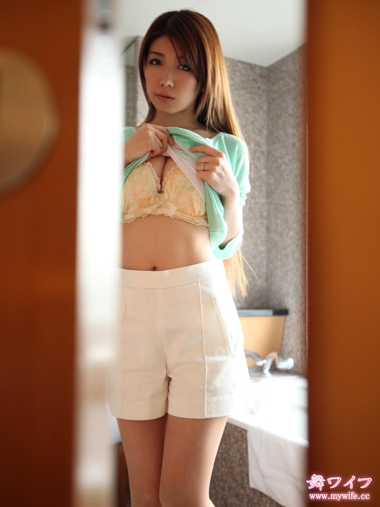 My Wife 8-358.jpg