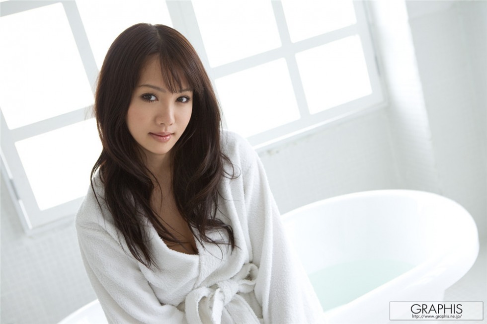Mai Nadasaka (31).jpg