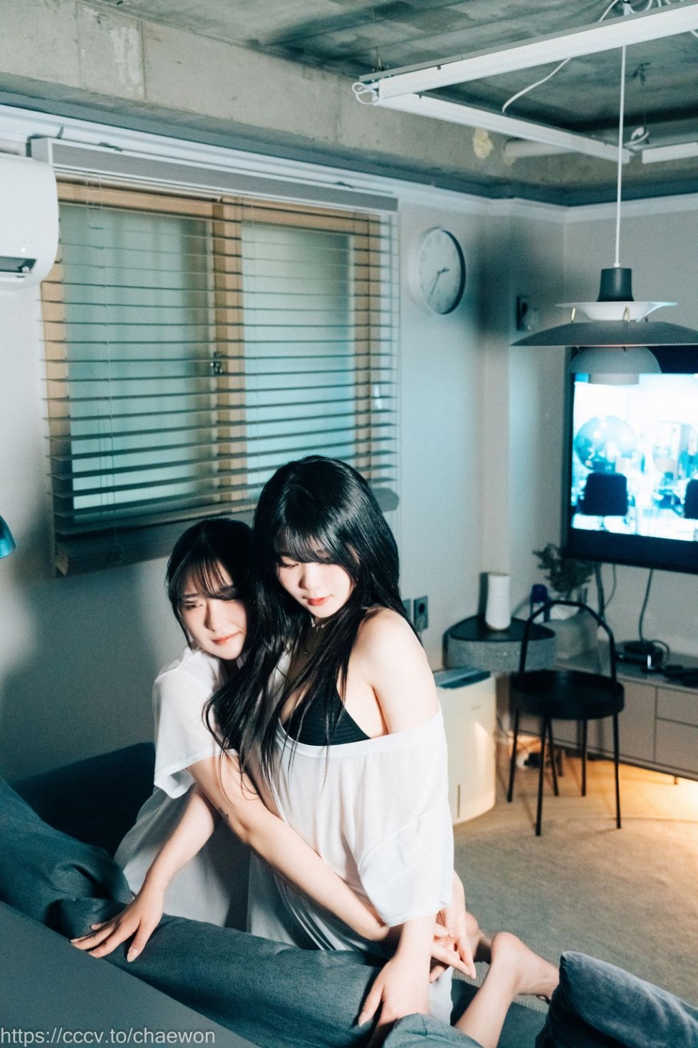 Zia (지아) x Sonson (손손) 2 (14).jpg