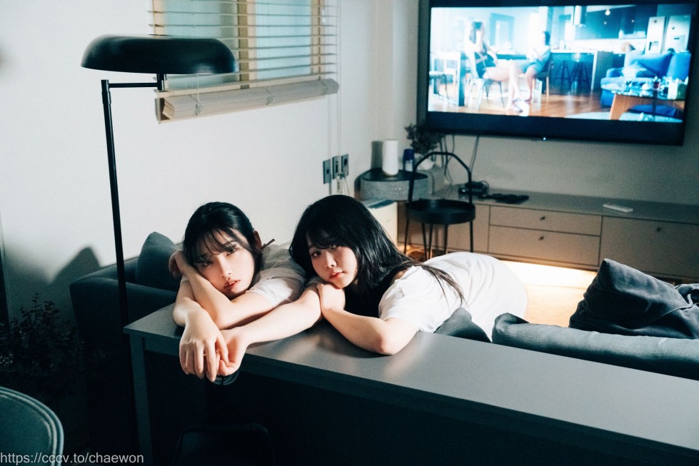 Zia (지아) x Sonson (손손) 2 (2).jpg