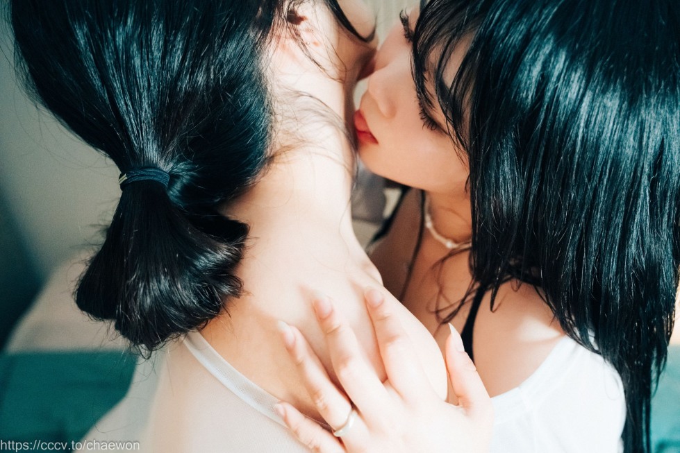 Zia (지아) x Sonson (손손) 2 (82).jpg