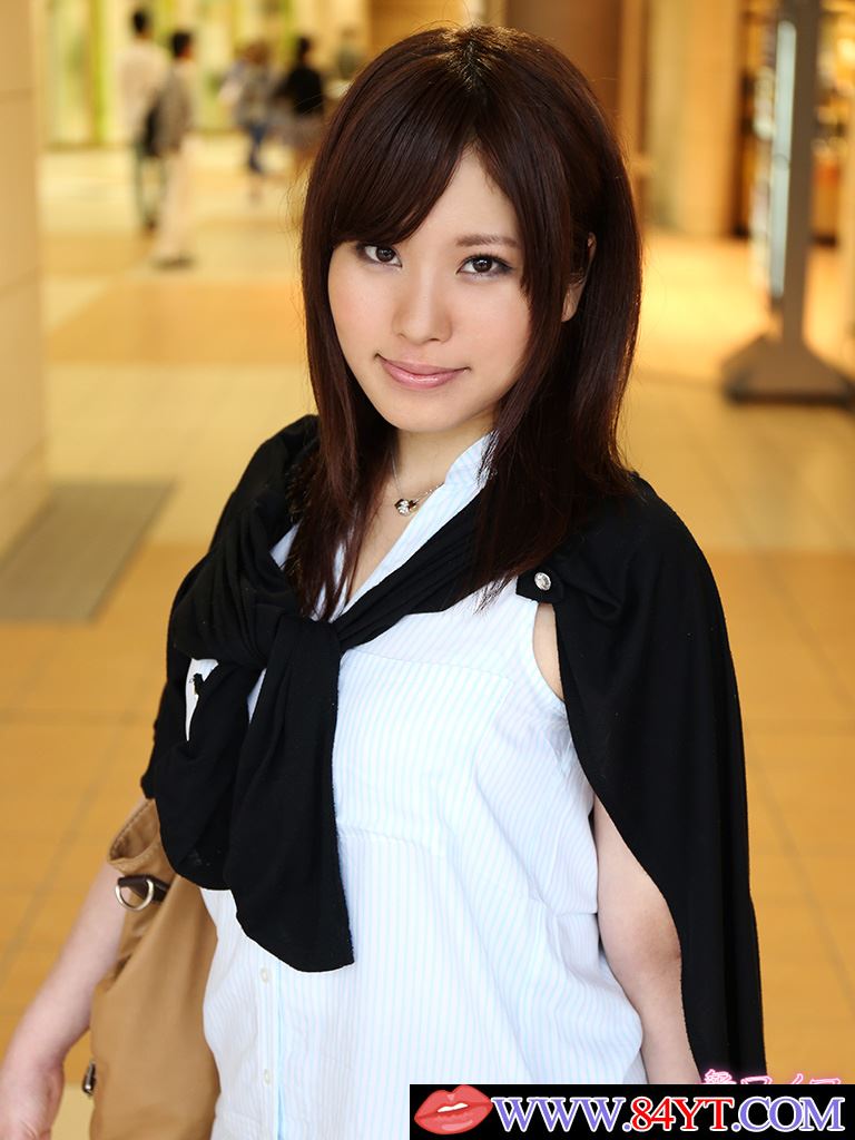 Akari Nishi 1-1.jpg