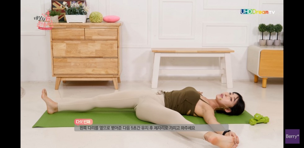 Screenshot_20200927-112220_YouTube.jpg