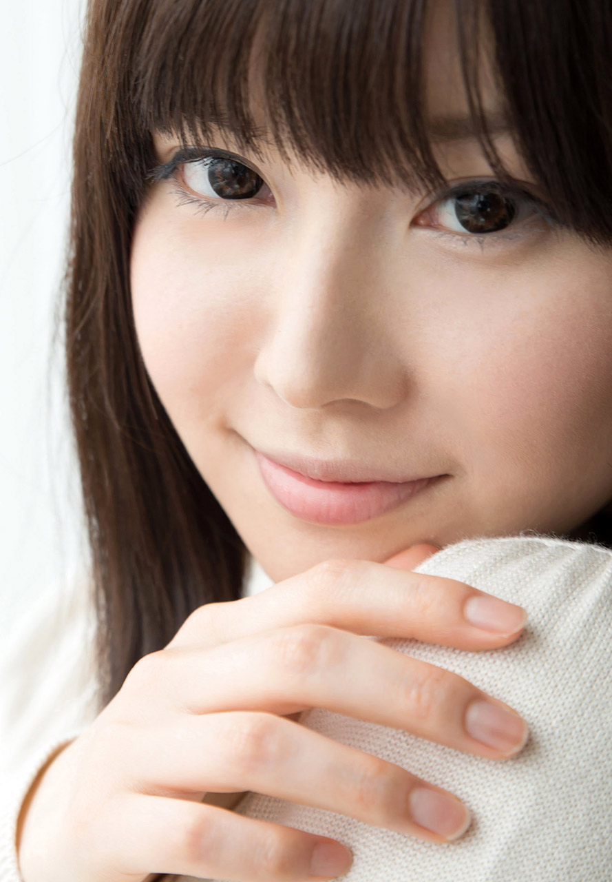 Yurina Ayashiro 1 (3).jpg